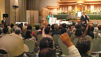 higashi_100904event_01.jpg